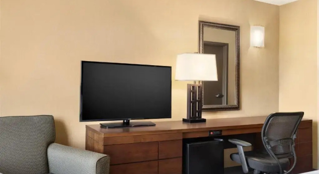 Люкс Holiday Inn National Airport/Crystal City by IHG