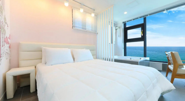 Samcheok Laon Spa Pension, Book Resort Samcheok Gangwon-Do