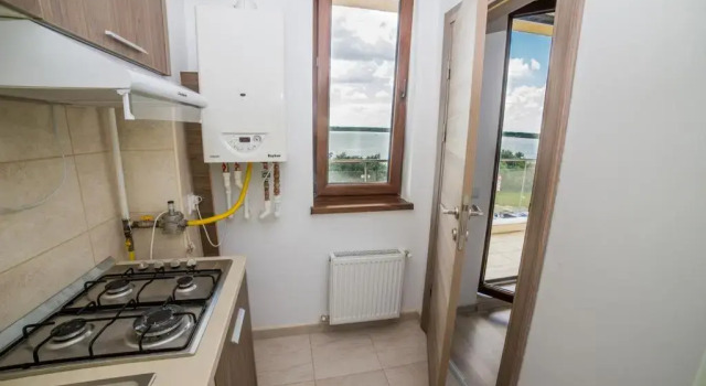 Summerland Sea View Apartment