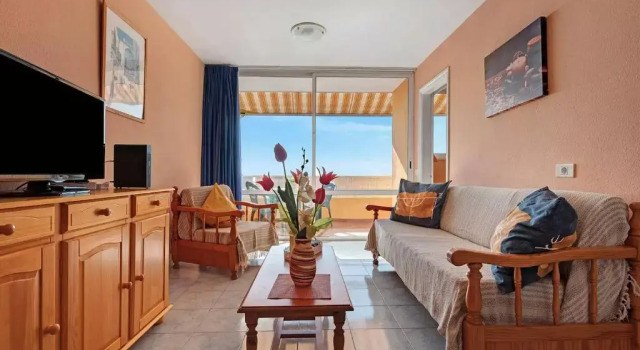 Apartamento en Los Gigantes, Tenerife, Book Apartment Hotels in Tenerife with Parking, Parking