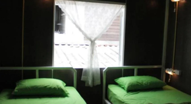 Thur Hostel, Rezervovat Hostel Hostely v Central Thailand, Hostel