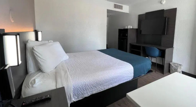 Двухместный номер Deluxe Motel 6-Bakersfield, CA - South