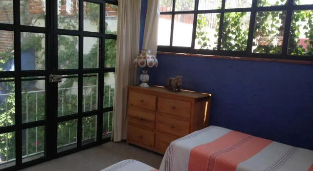 Boutique Hotel Casa Camellia, Забронировать Бутик-отель Отели Сан-Мигель-де-Альенде с парковкой, рядом с Las Monjas Temple, Парковка