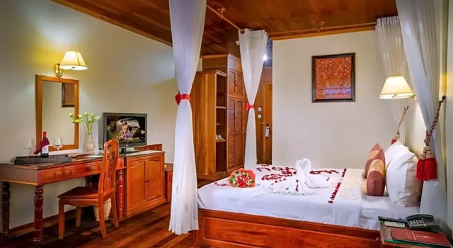 Номер Deluxe Ta Prohm Hotel & Spa
