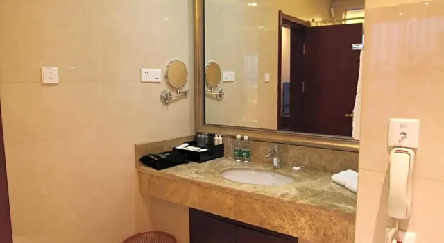 Номер Comfort Shijiazhuang Shen Zhou 7 Star Hotel