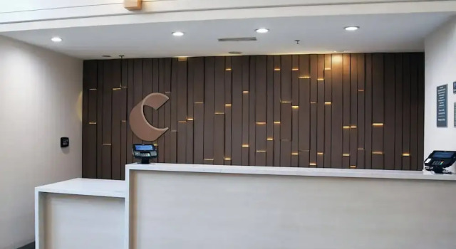 Holiday Inn Express Germantown Nw Milwaukee, Reserva ahora Hotel Hoteles SPA en Germantown, SPA