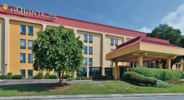 La Quinta Inn & Suites by Wyndham Charleston Riverview