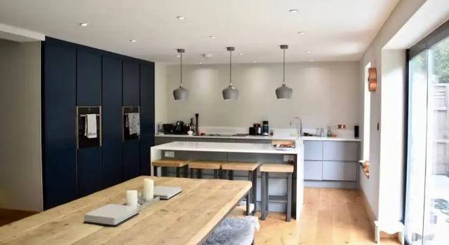 Huge 5 Bedroom House in Hove, Забронировать Отель Отели Исторического графства Суссекса с парковкой, Парковка