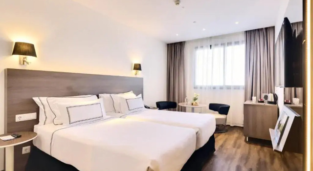 Двухместный номер Supreme Meliá Madrid Serrano