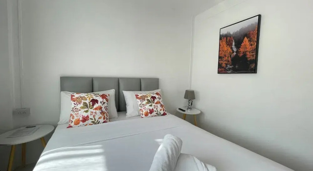 Номер Deluxe Royal BJ Hotel