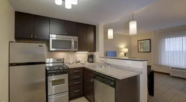 Четырёхместный люкс TownePlace Suites Richland Columbia Point