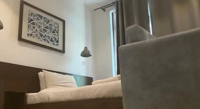 Люкс Luxury Embassy Gardens Upscale D-Plus Apartments