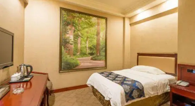 Kaiyue Hotel