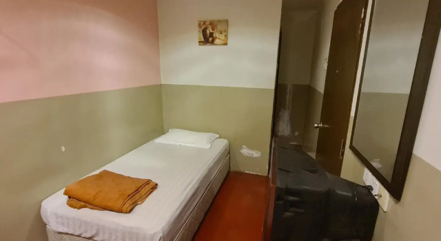 Люкс SPOT ON 90463 Hotel Bintang Kajang