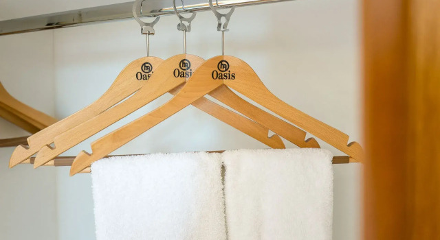 Полулюкс Oasis Hotel Apartments