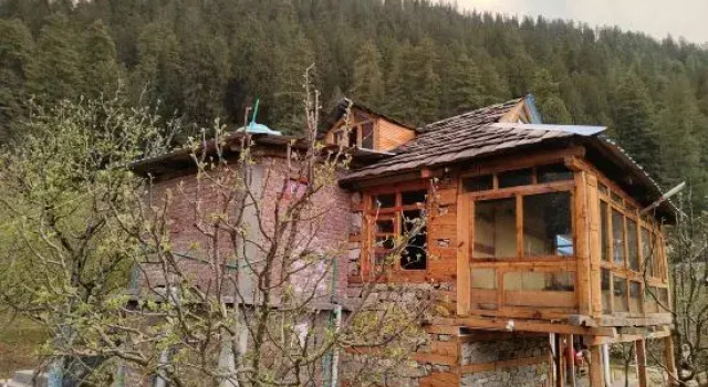Yalakhom, Book Hotel Tosh Himachal Pradesh