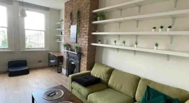 Stylish 1BD Flat With Private Terrace - Kilburn