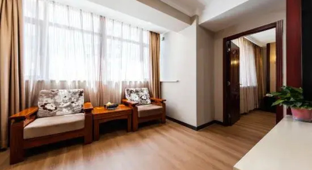 Люкс Business Gem Flower Baimalang Hotel