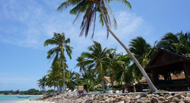 Бунгало рядом с пляжем First Villa Beach Resort