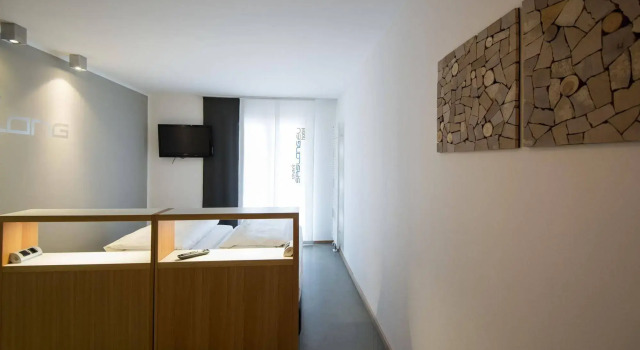 Alpstay - Smart Hotel Saslong, Забронировать Отель Санта-Кристина-Вальгардена Валь-Гардена, рядом с Tschucky