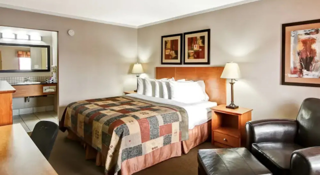 Номер Economy Canalta Hotel Stettler