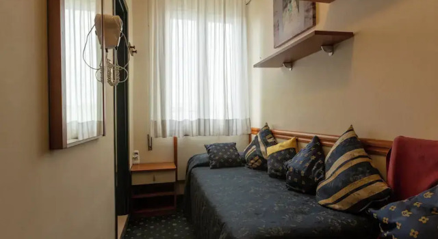 Одноместный номер Economy Hotel River fronte mare con piscina