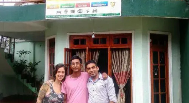 la sachara holiday banglow, Забронировать Отель Отели Канди с парковкой, рядом с Kandy Central Hospital, Парковка