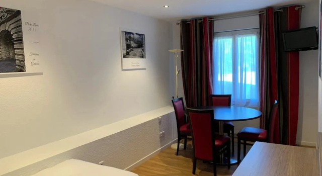 Семейный номер Standard Logis Hotel Restaurant de lAbbaye