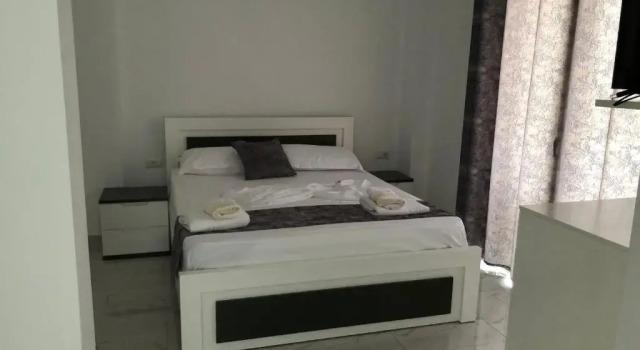 Eos ApartHotel, Забронировать Вилла Отели в центре Ксамил, в центре