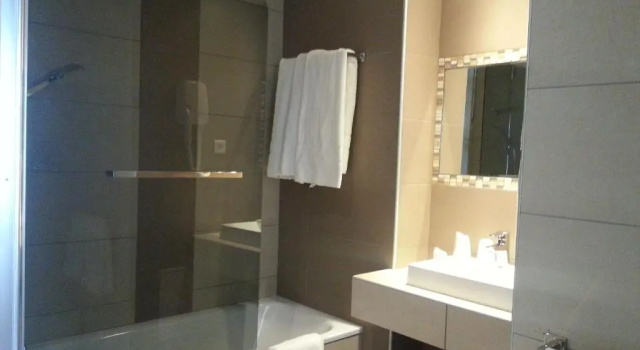 Трёхместный номер Standard Hôtel Helvétique