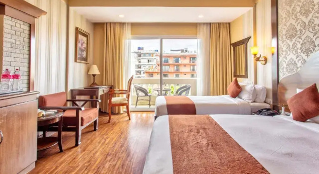 Полулюкс Da Yatra Courtyard Hotel & Resort