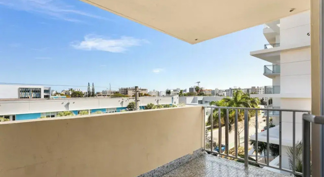 Апартаменты Bay Harbor Sunset Apt 5A