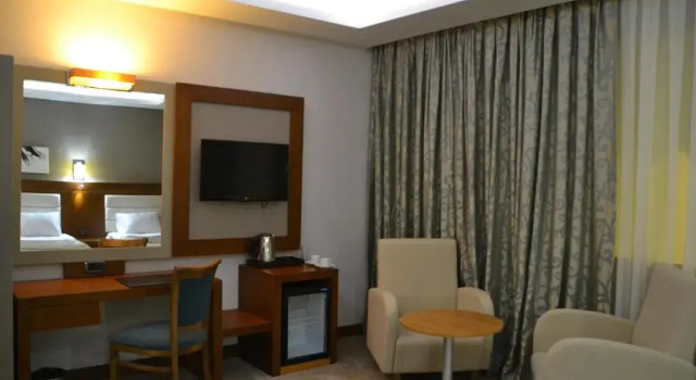 Standard Dreier Zimmer Grand Istanbul Hotel Erbil