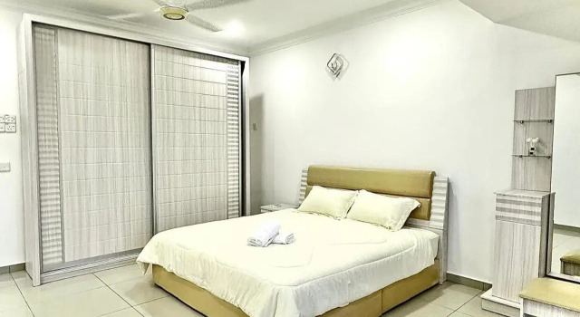 Ipoh Deluxe Family Home by Verve (14 Pax) EECH04