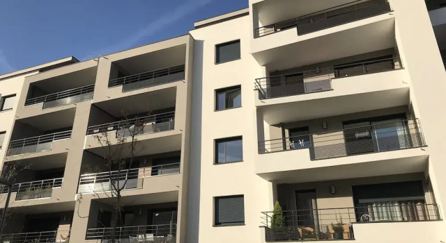 T3 Neuf Triangle d’Or : Annecy Green, Забронировать Отель Отели Озера Анси с парковкой, Парковка