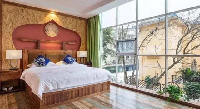 Confectionery Inn, Boek Hotel Hotels in Chengdu met parkeren, Parkeren