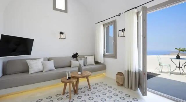 Люкс Deluxe Suite With Outdoor Hot Tub - La Torre