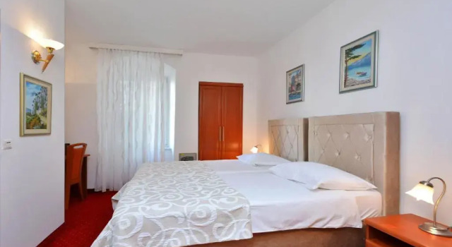 Двухместный номер Standard Hotel Adriana
