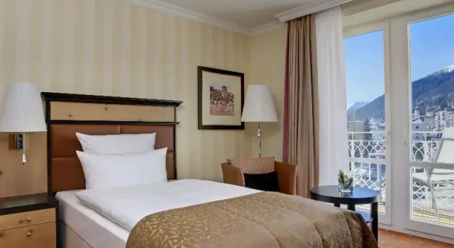 Одноместный номер Standard Steigenberger Icon Grandhotel Belvédère
