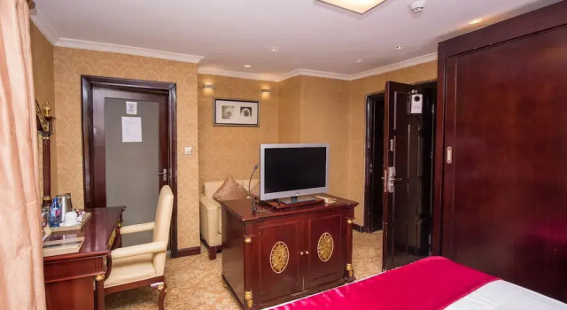 Deluxe room with city view Simama Hotel