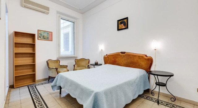 Appartamento con 3 camere da letto e 2 bagni vicino al Vaticano, Забронировать Апартаменты/квартира Отели Рима с парковкой, рядом с Собор Святого Петра, Парковка