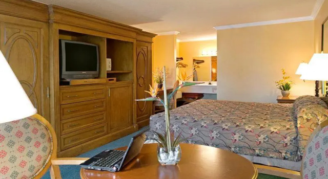 Четырёхместный номер Standard Americas Best Value Inn & Suites Melbourne