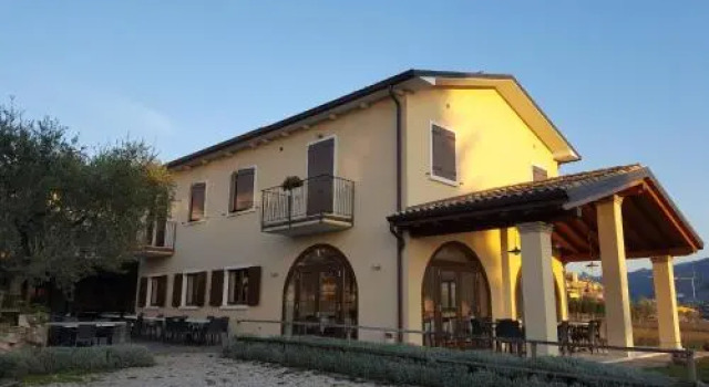 Locanda la Cross, Prenota Hotel Hotel a Veneto con parcheggio, Parcheggio