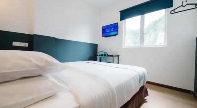 Двухместный номер Standard с видом на горы The Concept Hotel KL - Batu Caves