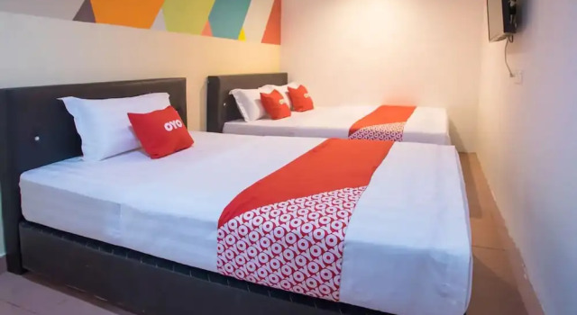 Трёхместный номер Standard Hotel O Taj
