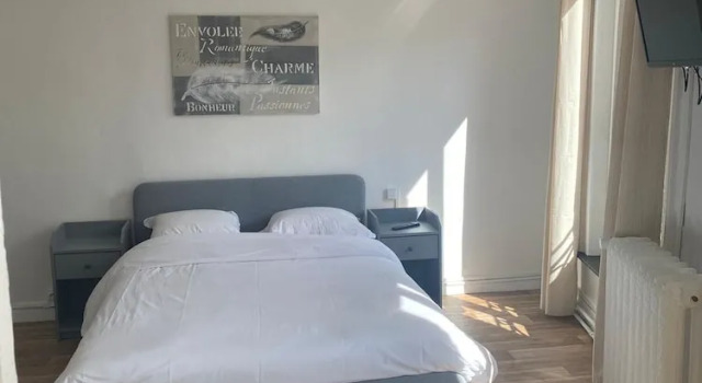 Standart üç kişilik oda Hôtel du Centre