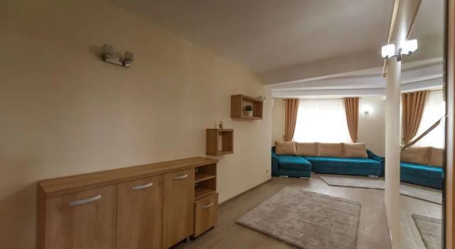 Dany Luxury Apartment, Varaa Huoneisto Hotellit Arges aamiaisella, Aamiainen