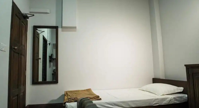 Двухместный номер Standard Shwe Yo Vintage Hostel