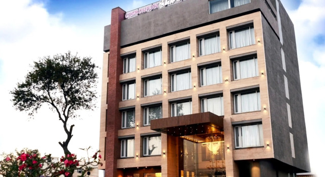 Shree Kanak Udaipur, Забронировать Отель Отели штата Раджастхана с парковкой, Парковка