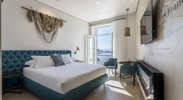 Номер Deluxe с балконом и с видом на море Seaview Luxury Retreat